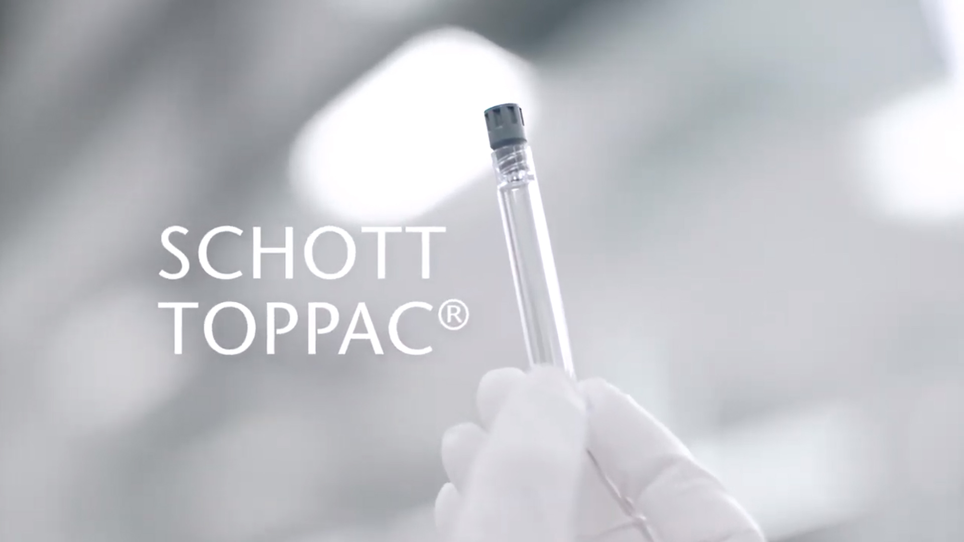 Production en salle blanche des seringues SCHOTT TOPPAC.